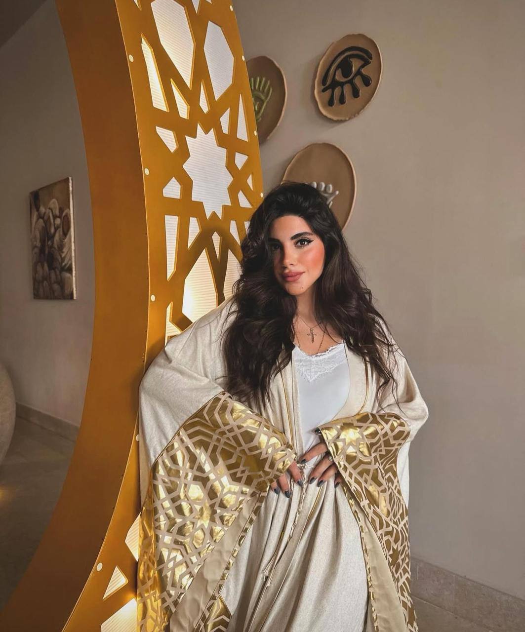 Layla Abaya